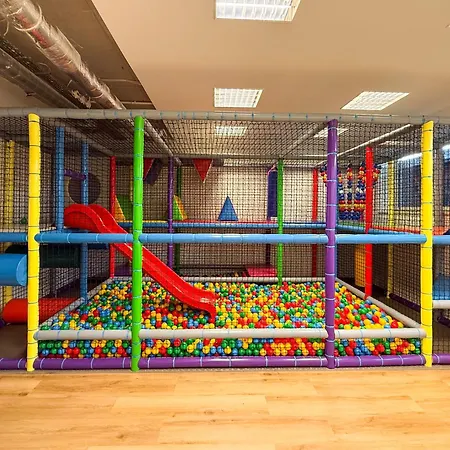 Kolna - Darmowy Parking, Basen W Cenie Hotel Cracóvia