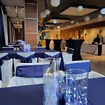 Kolna - Darmowy Parking, Basen W Cenie Hotel 3*