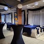 Kolna - Darmowy Parking, Basen W Cenie Hotel Cracovia