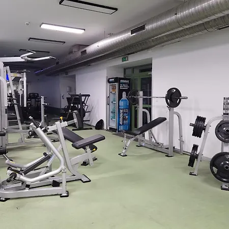 Kolna - Darmowy Parking, Basen W Cenie