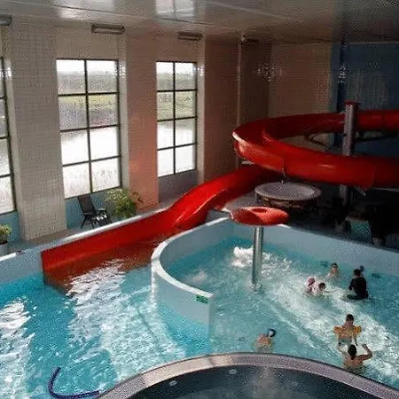 Kolna - Darmowy Parking, Basen W Cenie Hotel 3*