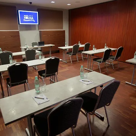 Kolna - Darmowy Parking, Basen W Cenie 3* クラクフ