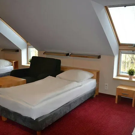 Kolna - Darmowy Parking, Basen W Cenie ホテル 3*